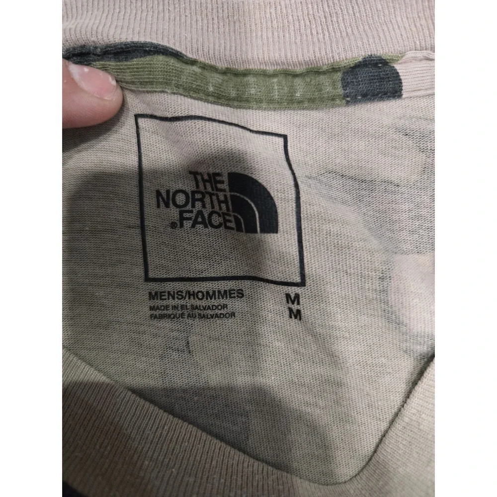 The North Face Men's Short Sleeve Hawthorn Camo Camoflauge T-Shirt Size M (0089)
